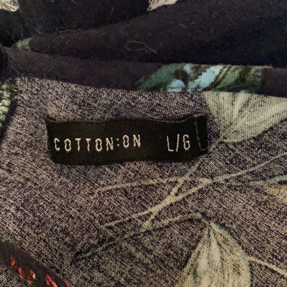 Cotton-On beautiful, comfortable long beautiful floral asymmetrical dress - Picture 15 of 16